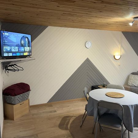 Au Bouquet Troyen - Wifi - Calme Et Tranquillite Lejlighed Troyes Eksteriør billede