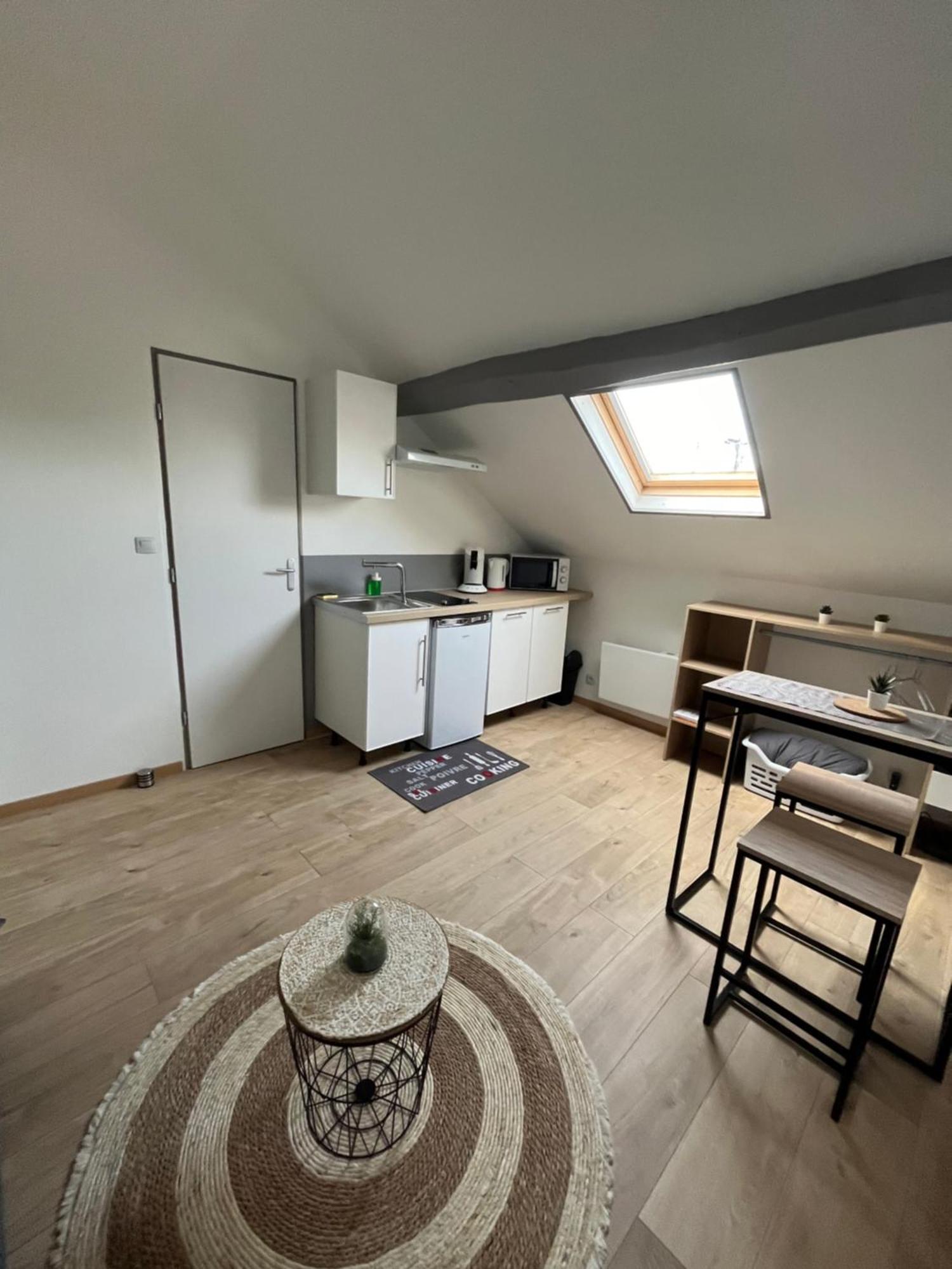 Au Bouquet Troyen - Wifi - Calme Et Tranquillite Lejlighed Troyes Eksteriør billede