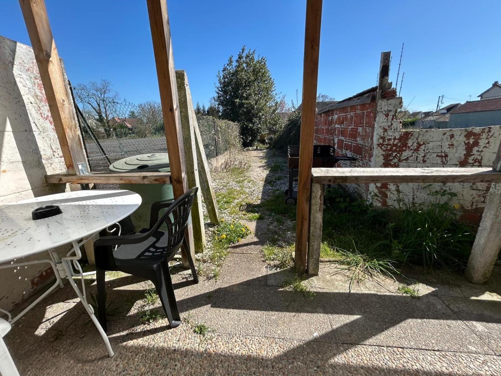 Au Bouquet Troyen - Wifi - Calme Et Tranquillite Lejlighed Troyes Eksteriør billede